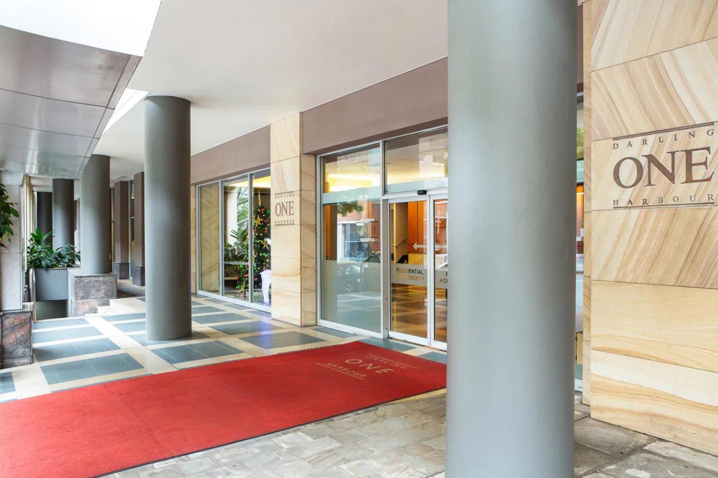 Stunning With High-level Views * Sydney